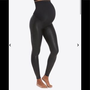 Spanx faux leather maternity leggings, black, size Medium